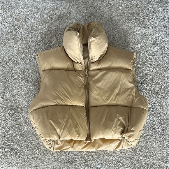 Tan Puffer Vest - Picture 1 of 2